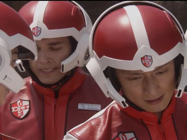 Ultraman Max - 5 Seconds Before Bombing