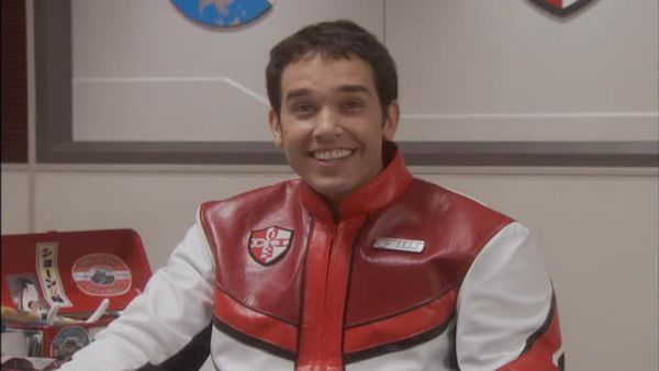Ultraman Max - Young DASH
