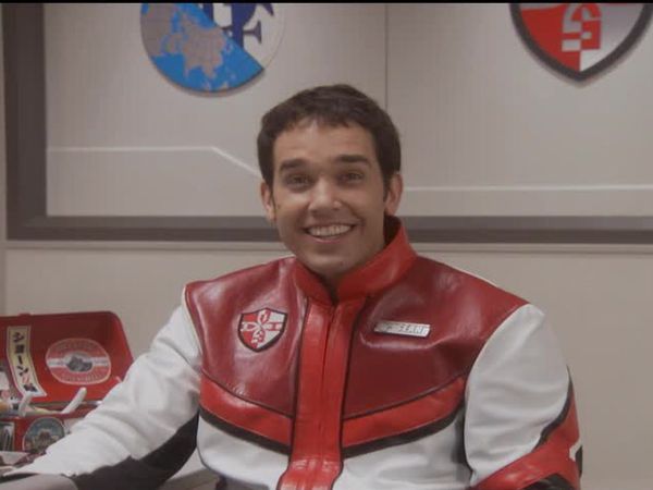 Ultraman Max - Young DASH