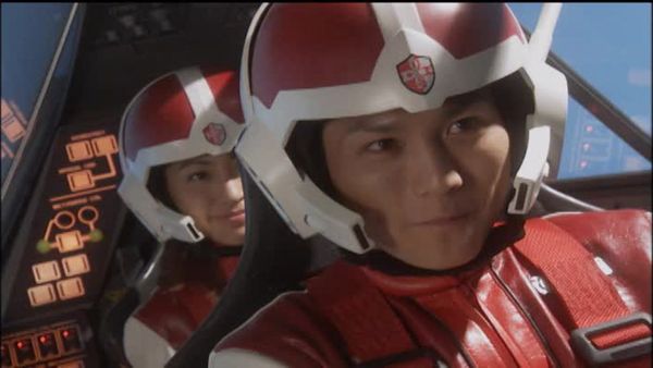 Ultraman Max - Pursuit at Supersonic Speed