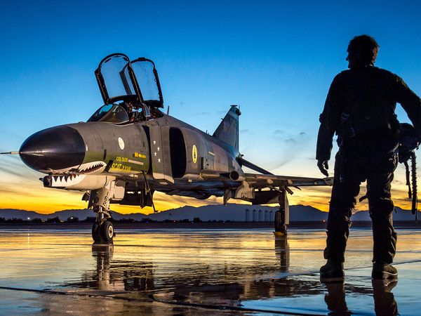 History's Greatest Aircraft - F4