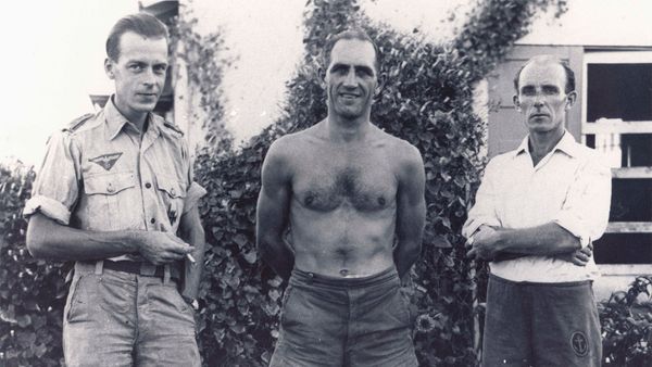 Greatest Escapes of WWII - Episode 5