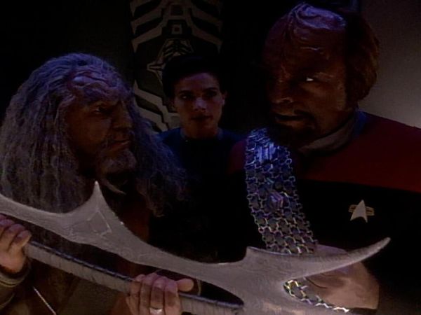 Star Trek: Deep Space Nine - A Espada de Kahless