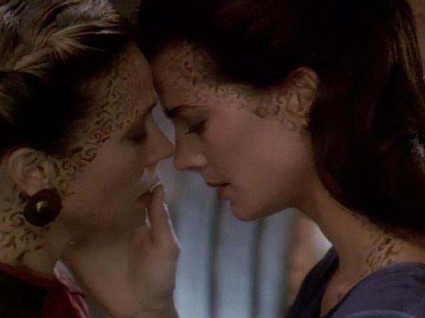 Star Trek: Deep Space Nine - Reassociação