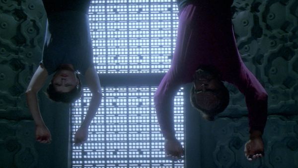 Star Trek: Deep Space Nine - Estranhos companheiros