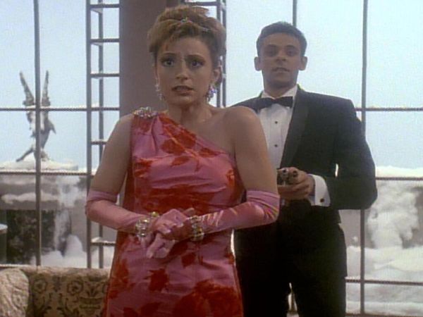 Star Trek: Deep Space Nine - Bashir, Agente Bashir