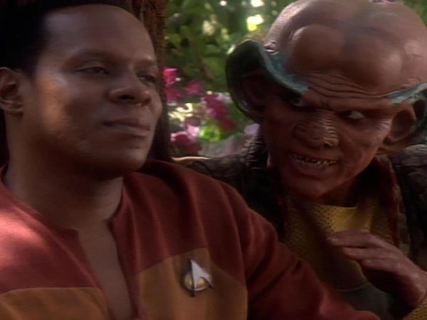 Star Trek: Deep Space Nine - Os semadards