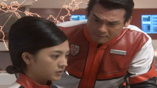Ultraman Max - Constellation Thief