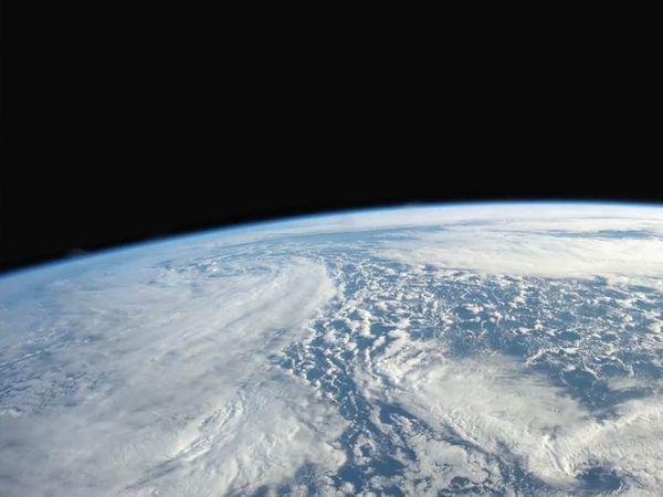 Trajectory: Meilenstiene in der Erkundungs des Weltraums - Rekonstruktion des Apollo, Kohlenstoff in der Umlaufbahn und Training in Schwerelosigkeit