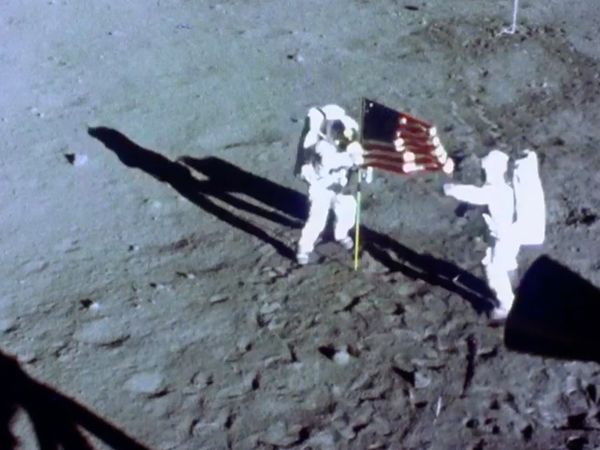 Trajectory: Meilenstiene in der Erkundungs des Weltraums - Der Anfang vom Ende, Apollo wird kompliziert und das Ende von Apollo