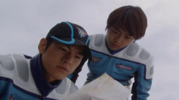 Ultraman Cosmos - Present from the Sky