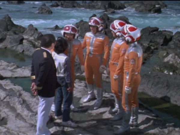 Ultraman 80 - Monster Ship from the Dark Sea