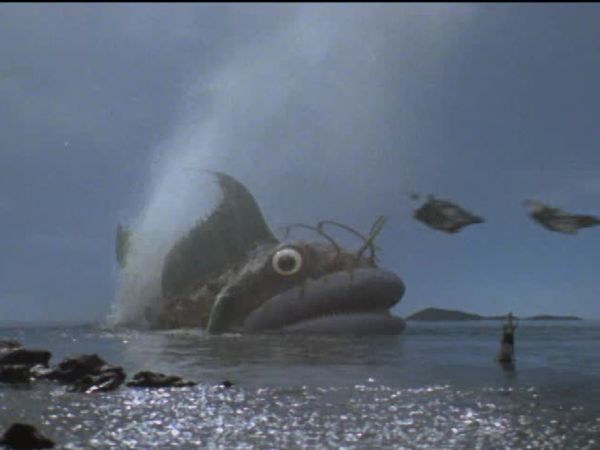 Ultraman 80 - I Caught a Weird Fish!