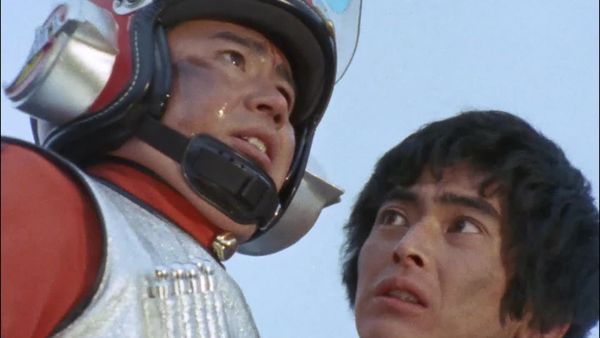 Ultraman Leo - The Day When Ultraseven Dies, Is the Day When Tokyo Sinks!