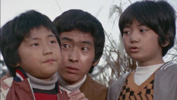 Ultraman Leo - The Terrifying Saucer Creature Series! Leo’s in Danger! The Assassin Is a Saucer Creature