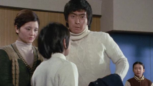Ultraman Leo - The Terrifying Saucer Creature Series! The Red Assassin That Brings Death!