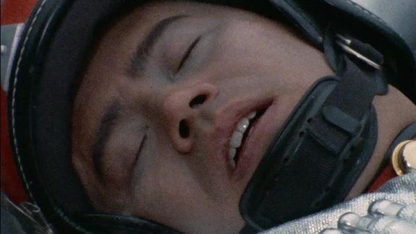 Ultraman Leo - The Great Sinking! Twilight of the Japanese Archipelago.