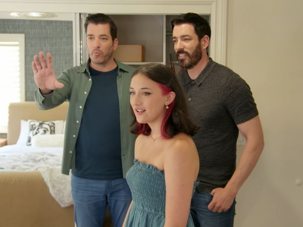Don't Hate Your House with the Property Brothers - Avsnitt 107