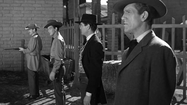 The Life and Legend of Wyatt Earp - Gunfight at the O.K. Corral