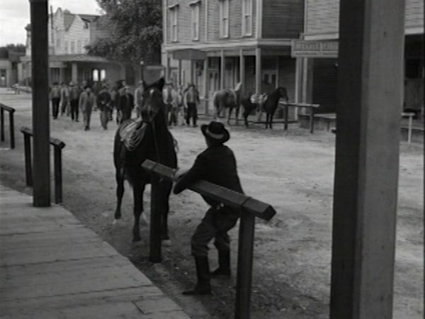 The Life and Legend of Wyatt Earp - Let's Hang Curly Bill