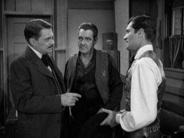 The Life and Legend of Wyatt Earp - Bat Masterson Wins His Star