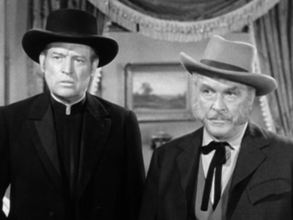 The Life and Legend of Wyatt Earp - Old Slanders