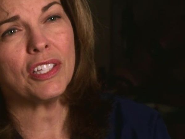 Dr. G: Medical Examiner - Cruzando la línea