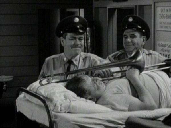 The Phil Silvers Show - Bilko Talks in His Sleep