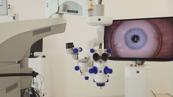 175 Jahre Zeiss - Der Aufstieg eines Weltkonzerns - 175 Jahre Zeiss - Der Aufstieg eines Weltkonzerns