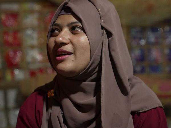 Full Report Zoom - "Ich will Frieden fühlen!" - Der Kampf der Rohingya-Frauen / Endstation Sexarbeit - Indiens Prostitutionsdörfer