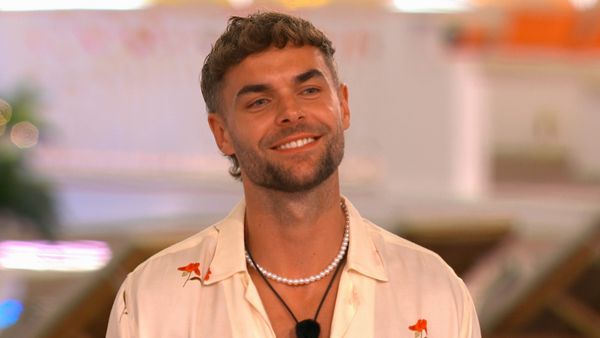 Love Island UK - Episode 1204