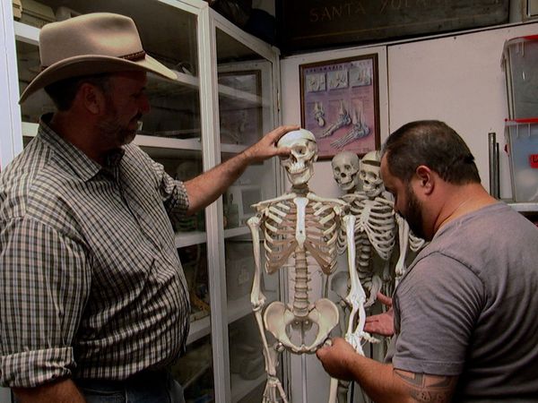 American Pickers - California Gold Mine
