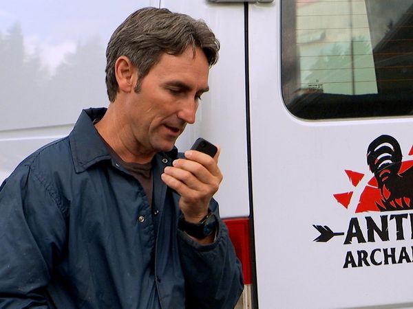 American Pickers - Guys and Dollhouses
