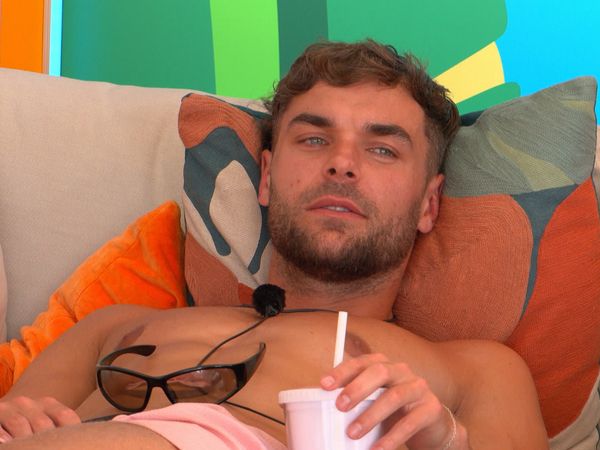 Love Island UK - Episode 1211