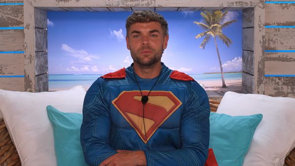 Love Island UK - Episode 1222