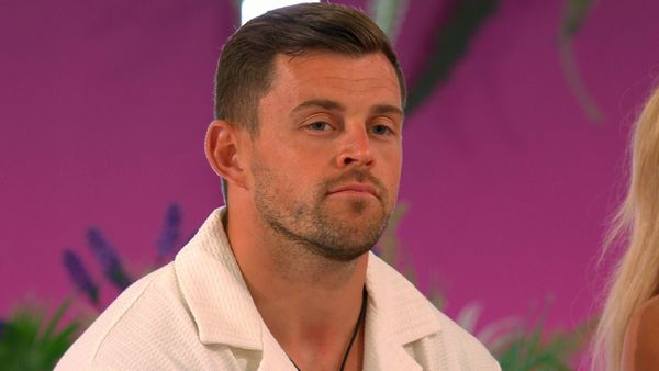 Love Island UK - Episode 1228