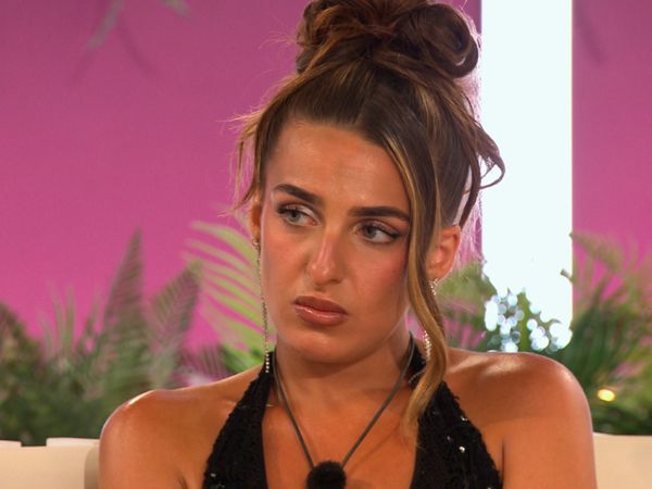 Love Island UK - Episode 1233