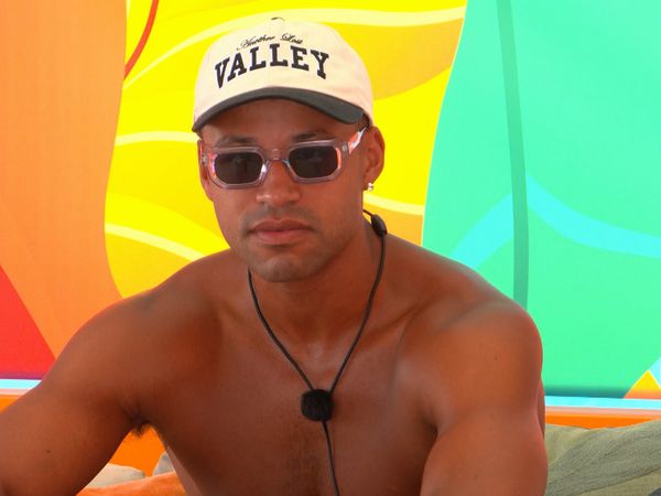 Love Island UK - Episode 1238