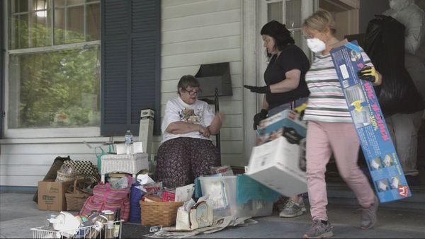 Hoarders - Carol