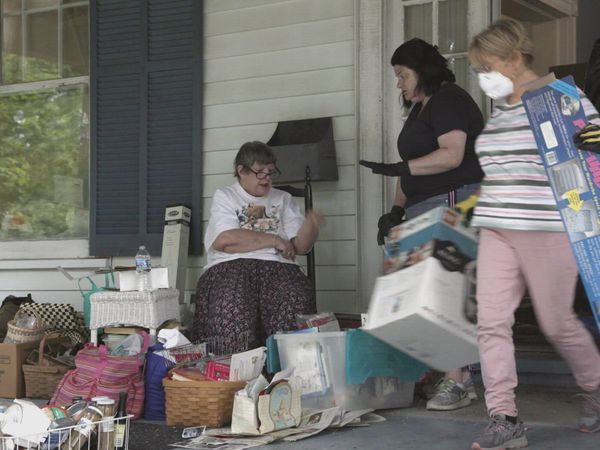 Hoarders - Carol