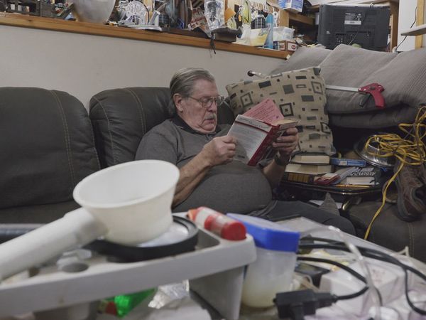 Hoarders - Dennis