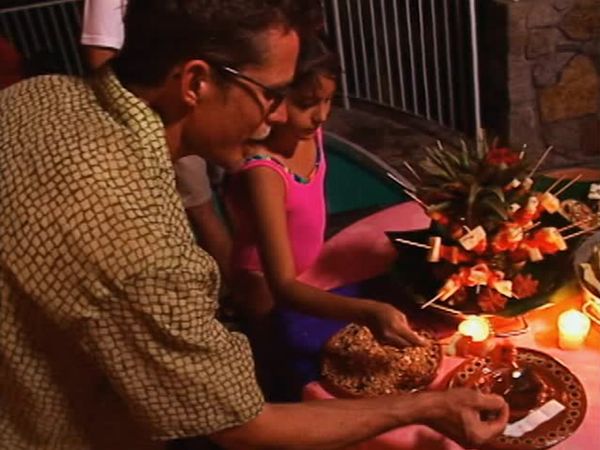 Mexico: One Plate at a Time with Rick Bayless - Acapulco: Jump Right In