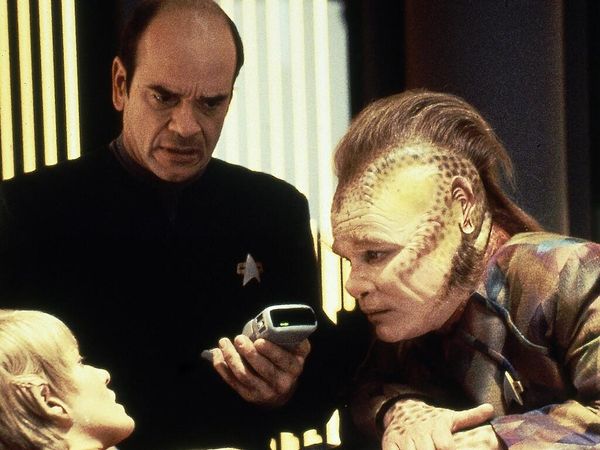 Star Trek: Voyager - Elogio