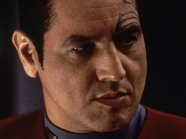 Star Trek: Voyager - Sobrevivência, Parte 1