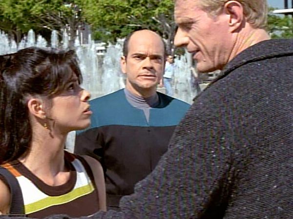 Star Trek: Voyager - O Fim do Futuro, Parte 2