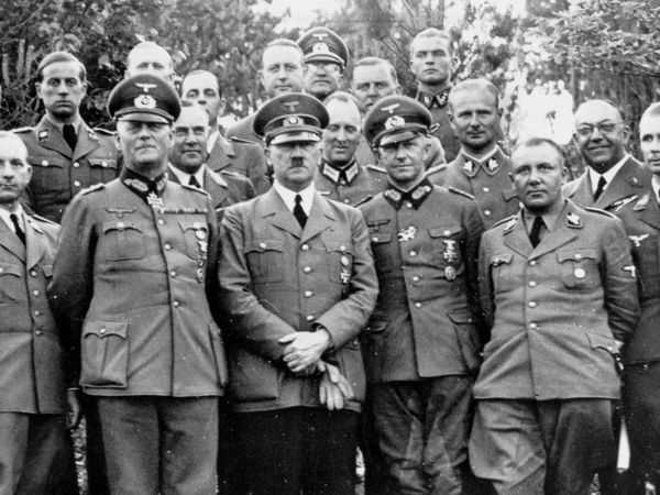 How the Nazis Lost the War - The Bitchy Inner Circle