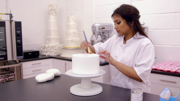 Extreme Cake Makers - Episode 13