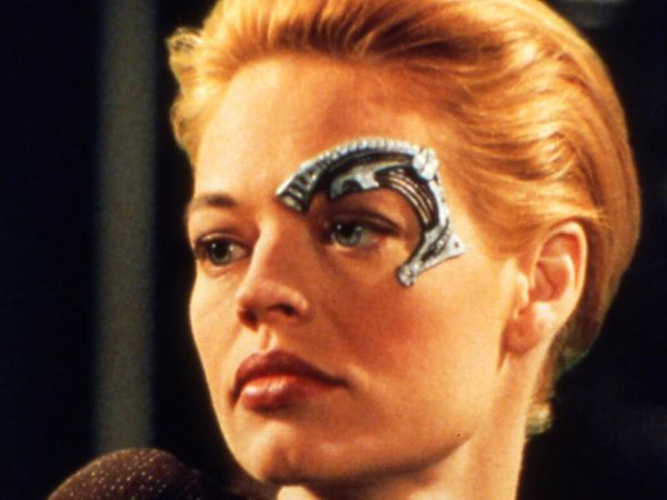 Star Trek: Voyager - Instinto de Sobrevivência