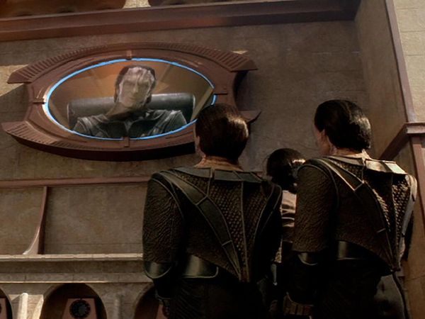 Star Trek: Deep Space Nine - Pela Luz do Inferno