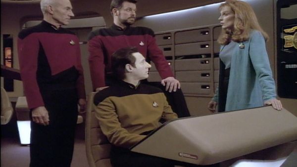 Star Trek: The Next Generation - Ética